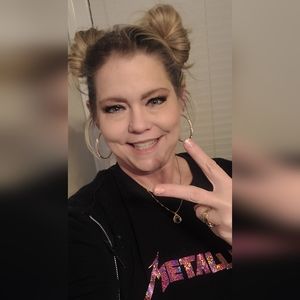 Meet your Posher, Andrea